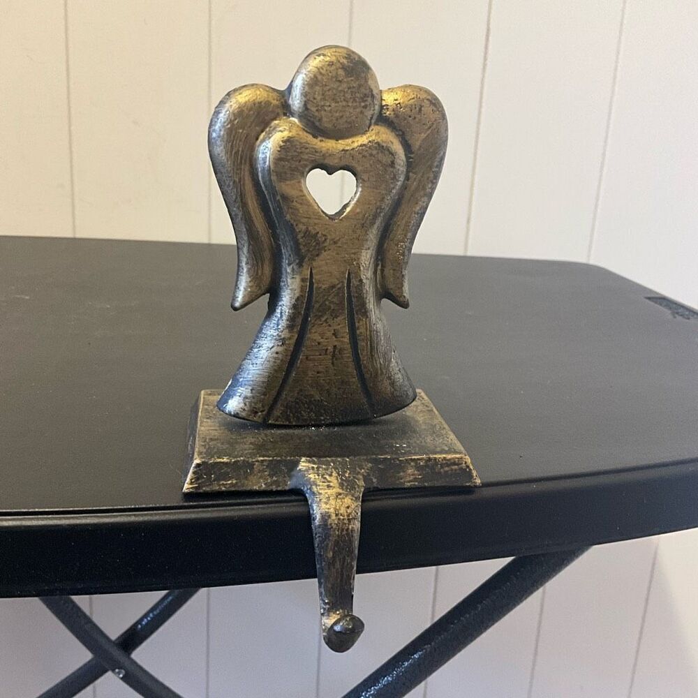 Distressed Gold Silver Cast Iron Angel Heart CHRISTMAS STOCKING HOLDER HANGERS
